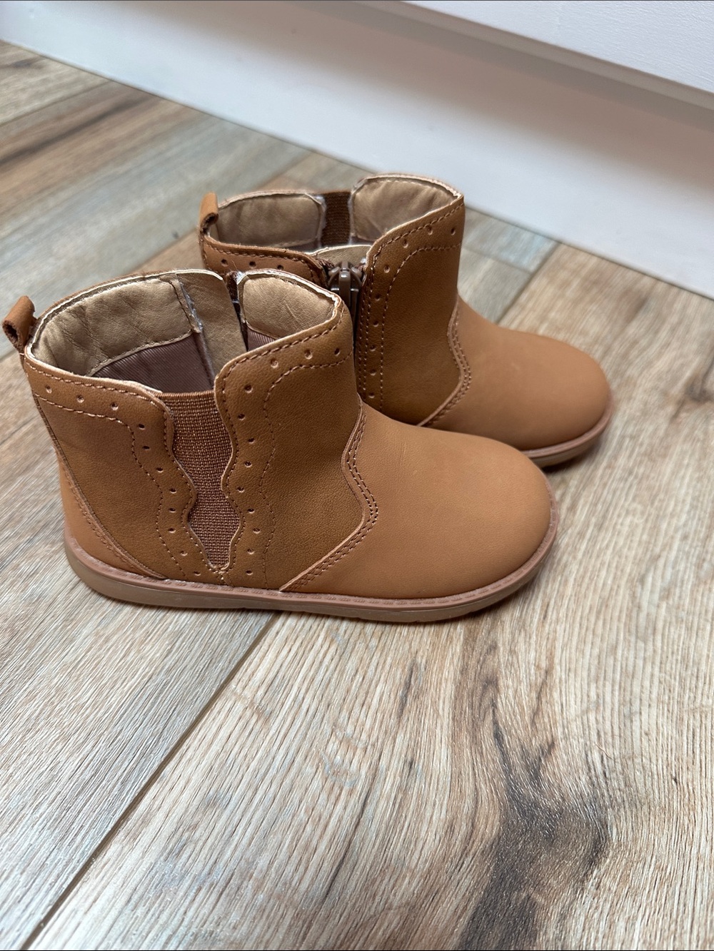 Stride Rite Toddler Chelsea Boots in Camel Brown